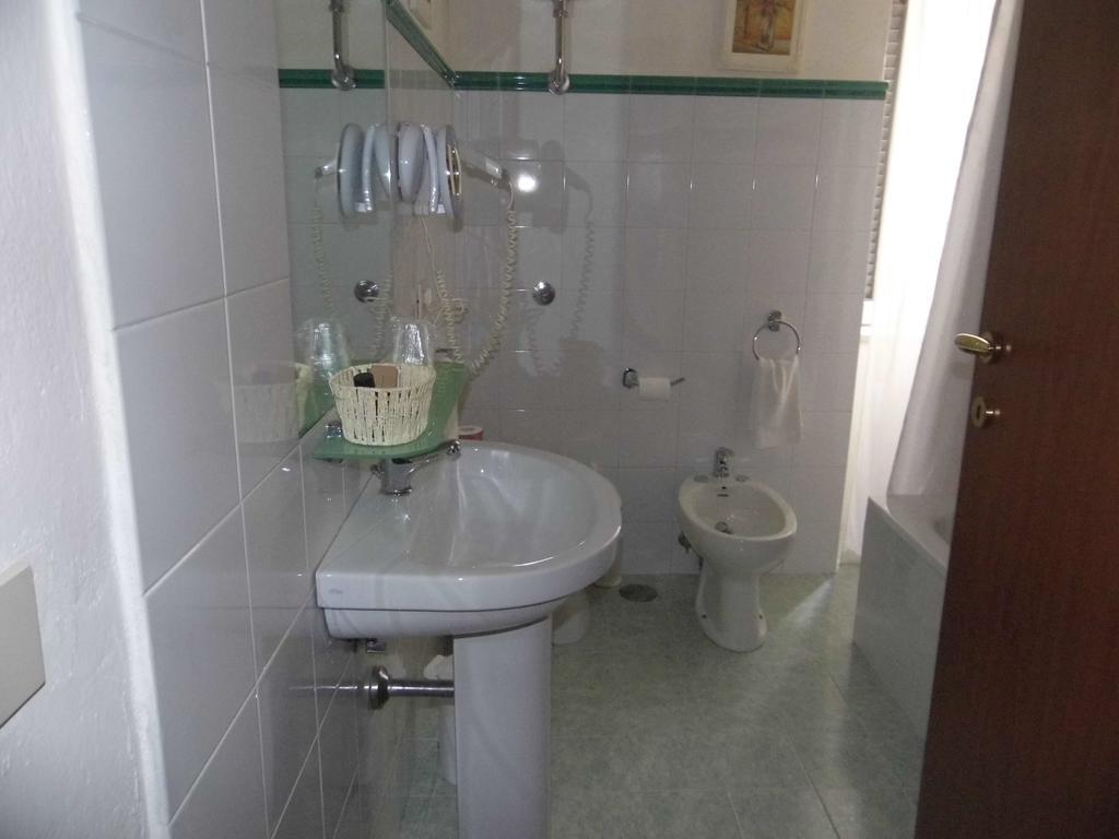 La Residenza Dei Nobili Bed & Breakfast Catanzaro Room photo